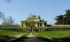 Disegnato dal Petitot, fu poi arricchito con le colonne arrivate da Colorno: creatura di Maria Luigia 