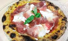 Pepe Bianco,  la pizza napoletana  a Reggio Emilia 