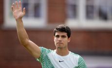 Alcaraz vince il torneo di Queen's: è la prima vittoria sull'erba