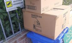 Monta la protesta:  in certe zone la carta non viene raccolta da pi&ugrave; di un mese