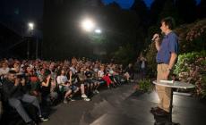 Grande successo (e arena estiva dell'Astra gremita) per l'incontro con Nanni Moretti che si concede anche qualche selfie