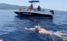 La nuova impresa a nuoto sullo stretto di Messina è del 14enne parmigiano Gaspare - Video