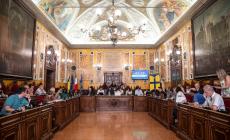 Commercio in centro, approvata la nuova versione del regolamento