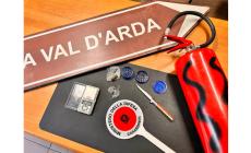 Aveva hashish, un estintore e un cartello stradale della Val d'Arda rubato: denunciato un 18enne a Fornovo