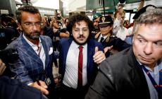 Patrick Zaki è atterrato in Italia. "E' il giorno più importante della mia vita"