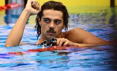 Mondiali di nuoto: oro per Ceccon nei 50 metri farfalla. Martinenghi argento nei 100 rana