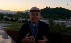 Il gruppo parmigiano è diretto a Fatima, il vescovo: "Restateci vicini con la vostra simpatia e le preghiere" - Video
