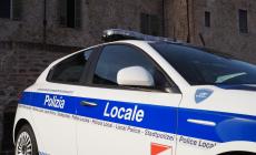 Permessi scaduti, sospesi due negozi a Collecchio