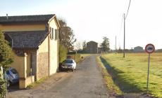 Accoltellato un 28enne in strada Alberi