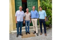 I titolari dell'azienda Valserena: &laquo;Bisogna investire sul brand del Parmigiano Reggiano&raquo;