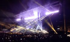 Spray al peperoncino durante lo show di Travis Scott: 60 intossicati al Circo Massimo. Un 14enne cade e si ferisce 