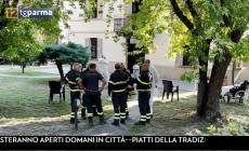 Il gravissimo incendio di viale Tanara: l'allarme alle 5,30, le fiamme si sarebbero sviluppate rapidamente - Video