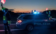 Fuga e speronamento in A12 fra i caselli di Versilia e Sarzana: la Polstrada sequestra un chilo di cocaina