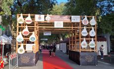 Langhirano, gli stand della Cittadella del Prosciutto presi d'assalto dai visitatori