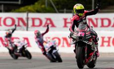 Gp di Catalogna, Espargaro, con l'Aprilia, vince la gara sprint. Bagnaia secondo