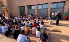 Prima campanella  alla scuola per l’Europa: un'accoglienza speciale - Video