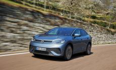 A bordo di Volkswagen ID.5: tutti ti guardano