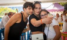 Gianmarco Petrelli, pomeriggio di danza e fan all'Eurotorri - Le foto