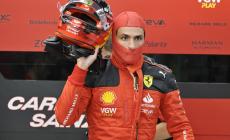 Gp di Singapore: pole position di Sainz, terzo Leclerc. Red Bull indietro 