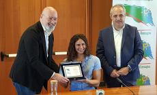 Giulia Ghiretti premiata dal presidente della Regione Stefano Bonaccini - Foto 