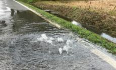  "Fontanazzo" in via Mezza Moletolo dopo la pioggia- Video 