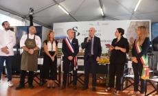 Pietrasanta, al via la quinta edizione della "Stella di Pietrasanta". E va in scena la sfida tra i tortelli parmigiani e i tordelli versiliesi