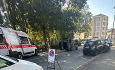 Salsomaggiore, auto si ribalta in via Baistrocchi. Il guidatore al Pronto soccorso di Vaio