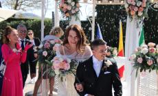 Lei diventa un uomo, lui una donna: si sposano a Recanati