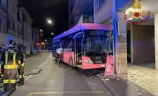 Un altro incidente per un bus  a Mestre, quindici feriti. E' della stessa società della tragedia del cavalcavia