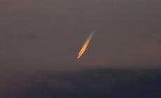 Striscia infuocata sul cielo di Parma: un meteorite? - Le foto