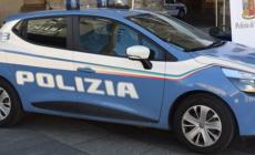 Parma, appena 18 anni, e gi&agrave;  4 anni da scontare in carcere: si era nascosto in casa dei genitori.  35enne italiano ubriaco e violento manda all'ospedale un agente