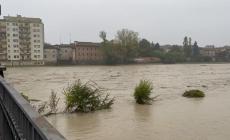 Nelle scuole  di Parma alunni oltre l'orario in attesa della  piena 