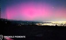 L'aurora boreale sui cieli dell'Italia: cielo rosa per una tempesta geomagnetica - Foto 