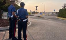 Botte e minacce con un coltello ad un parmigiano che doveva acquistare carne: denunciato 47enne pastore reggiano