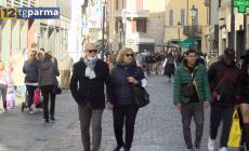 Terziario, il report di Ascom: flessione nei primi sei mesi ma fiducia per il Natale  - Video