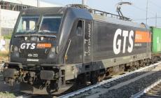 «Livt da nanz», ovvero «Lasciami passare»: passa  da Parma il treno merci (barese)
