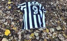 Ritrovata la maglia di Gianluca Vialli rubata nel Cremonese