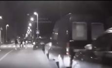 Tassista salva 4 ragazzi sui Navigli a Milano da una baby gang. Poi l'inseguimento per recuperare la borsa rubata - Milano