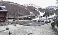 Prima lieve nevicata all'Abetone, imbiancate le cime
