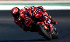 Gp di Valencia, Martin cade e si ritira: Bagnaia  vince la gara e diventa campione del mondo