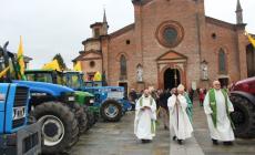 La giornata del ringraziamento a Zibello, benedetti i mezzi agricoli