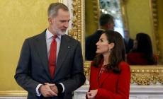 Il gossip travolge anche la casa regnante di Spagna. Il testimone di nozze delle regina Letizia:  "Ero il suo amante"