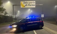 Fontanellato: l’amico lo sbatte fuori di casa e lui lo va a cercare al lavoro e lo prende a pugni. Denunciato 33enne nigeriano