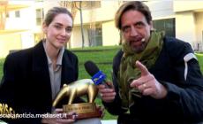 Pandori, il Tapiro d'oro di Striscia la Notizia a Chiara Ferragni: "Me lo merito, ho sbagliato"