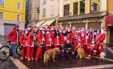L'«invasione» dei Babbi Natale in borgo del Gallo