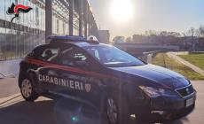 Ruba merce per 90 euro e aggredisce il direttore del supermercato per fuggire: denunciato 20enne