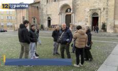 Santo Stefano con tanti turisti in giro per il centro di Parma - Video
