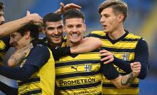 Splendido 2-0 a Brescia, il Parma chiude il girone d'andata (e va alla sosta) in fuga.  Pecchia: "Testa bassa e pensiamo al girone di ritorno" - Risultati e classifica