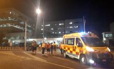 E' morta la donna colpita da una pallottola vagante mentre festeggiava  con i parenti ad Afragola. Il colpo partito all'interno della casa