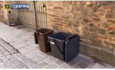 Raccolta dei rifiuti in centro: da oggi arrivano i bidoncini - Video